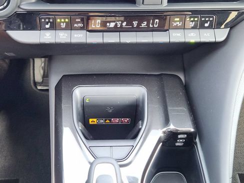 New 2026 Toyota Crown AWD/4WD image 17
