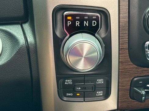 Used 2018 RAM 1500 Laramie w/ Convenience Group image 12