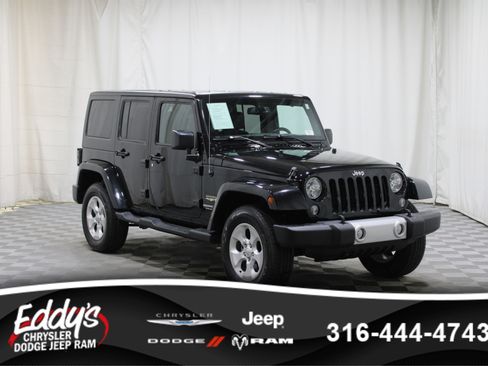 Used 2015 Jeep Wrangler Unlimited Sahara w/ Connectivity Group image 1