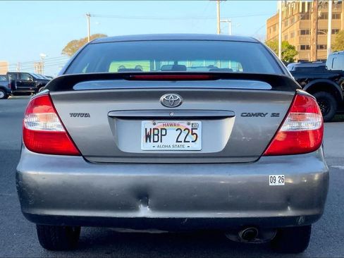 Used 2004 Toyota Camry SE FWD image 5