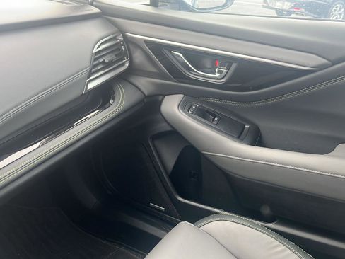 Used 2025 Subaru Outback Onyx Edition AWD/4WD image 22