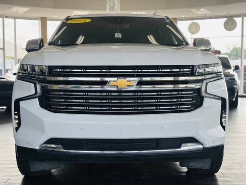 Used 2023 Chevrolet Suburban Premier AWD/4WD image 19
