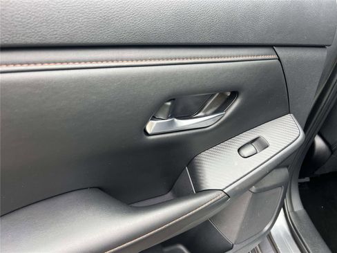 Certified 2023 Nissan Sentra SR w/ Trunk Package image 18