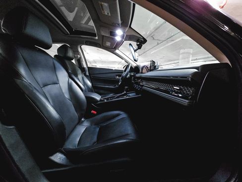 Certified 2023 Honda Accord Touring image 33