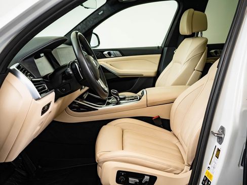 Used 2021 BMW X7 xDrive40i w/ Premium Package image 20