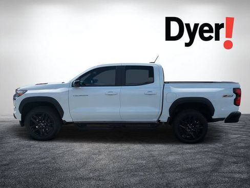 Used 2024 Chevrolet Colorado Z71 w/ Z71 Convenience Package 2 AWD/4WD image 7