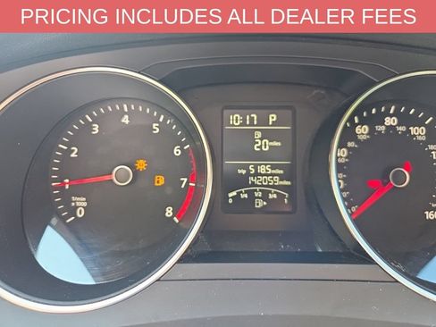 Used 2015 Volkswagen Jetta SE FWD image 7