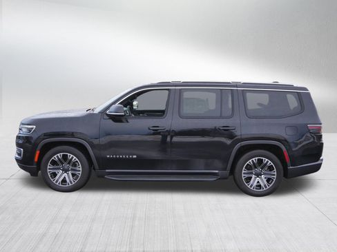 Used 2022 Jeep Wagoneer Series III w/ Rear Seat Video Group 1 image 4