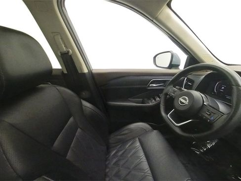 Certified 2023 Nissan Rogue Platinum w/ Platinum Premium Package image 34