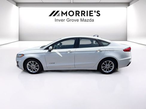 Used 2019 Ford Fusion SE FWD image 8