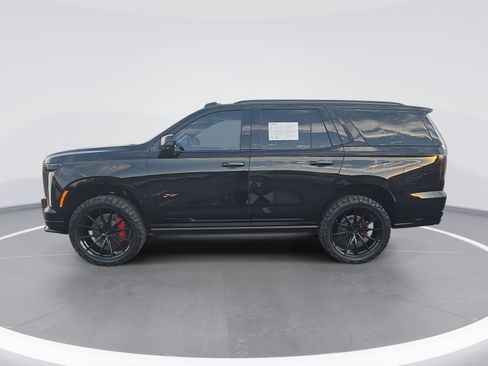 Certified 2026 Cadillac Escalade V AWD/4WD image 6