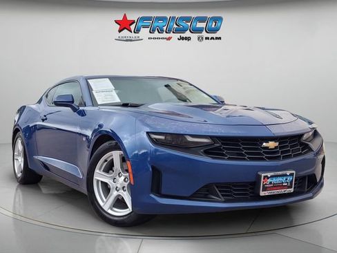 Used 2021 Chevrolet Camaro LT RWD image 1