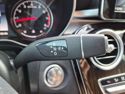 Used 2019 Mercedes-Benz GLC 43 AMG 4MATIC image 16