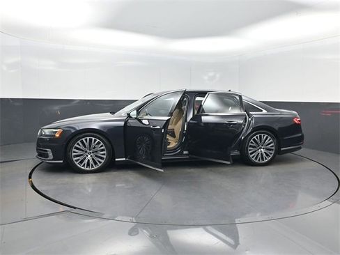 Used 2021 Audi A8 L 3.0T w/ Executive Plus Package image 42