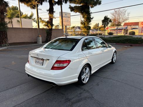Used 2010 Mercedes-Benz C 300 Luxury image 6
