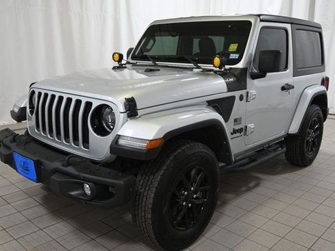 Used 2023 Jeep Wrangler Freedom Edition image 16