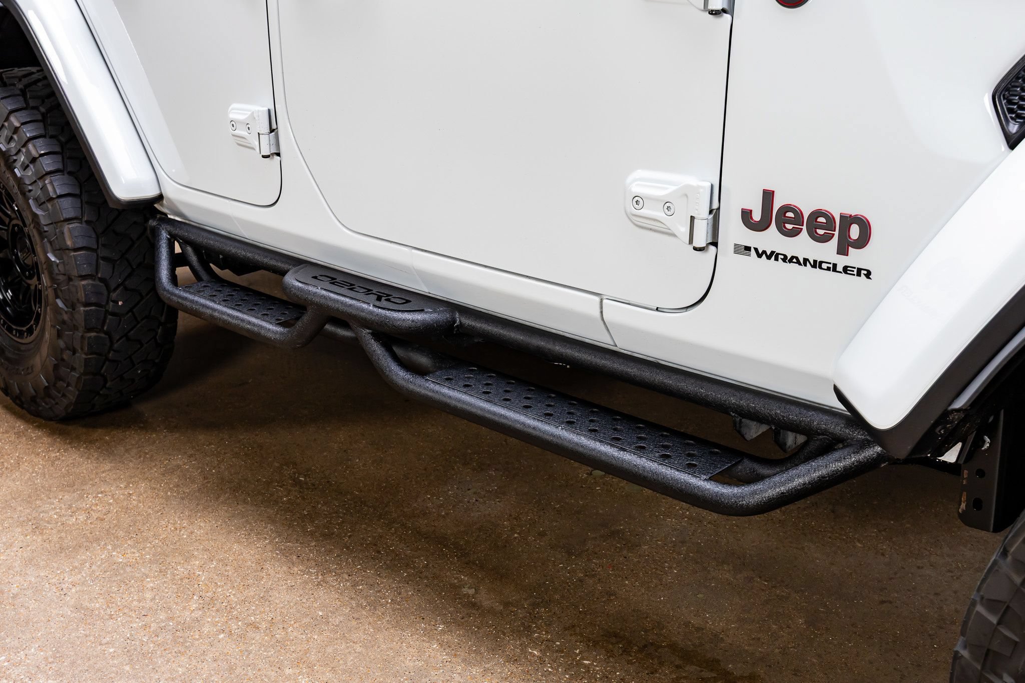 Used 2024 Jeep Wrangler Unlimited Rubicon AWD/4WD image 12