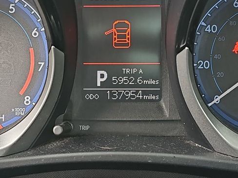 Used 2014 Toyota Corolla S Premium w/ Driver Convenience Package image 16