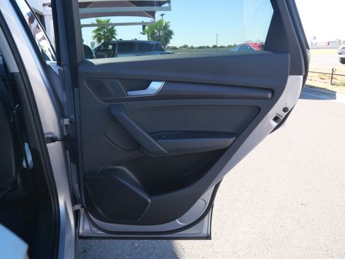 Used 2022 Audi Q5 2.0T Premium image 10