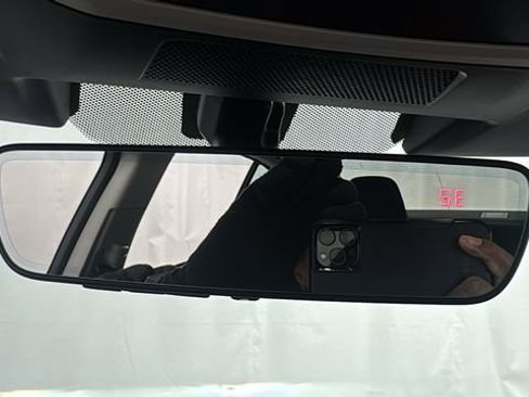 Certified 2025 Subaru Legacy Premium w/ Popular Package #1A image 33