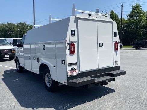 New 2025 Chevrolet Express 3500 w/ Power Convenience Package image 5