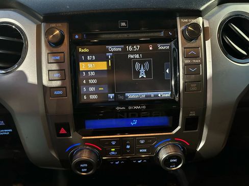 Used 2018 Toyota Tundra Limited image 20