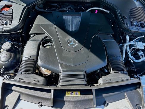 Used 2020 Mercedes-Benz E 450 4MATIC Sedan image 34
