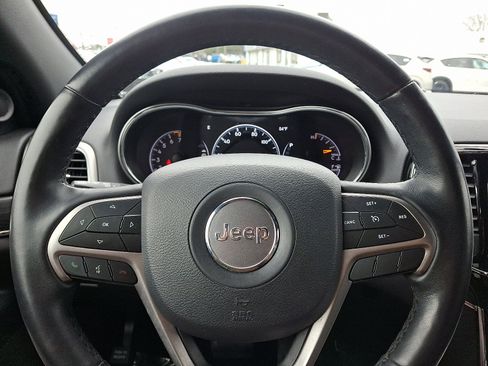Used 2019 Jeep Grand Cherokee Limited w/ Luxury Group II image 22