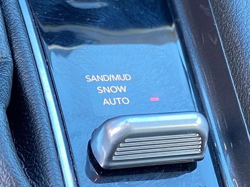 Used 2022 Jeep Compass Latitude w/ Sun and Sound Group image 20