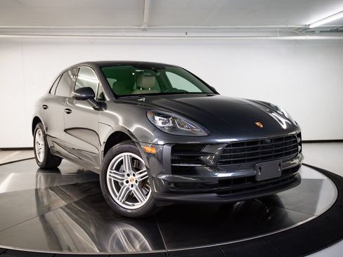 Certified 2021 Porsche Macan S AWD/4WD image 9