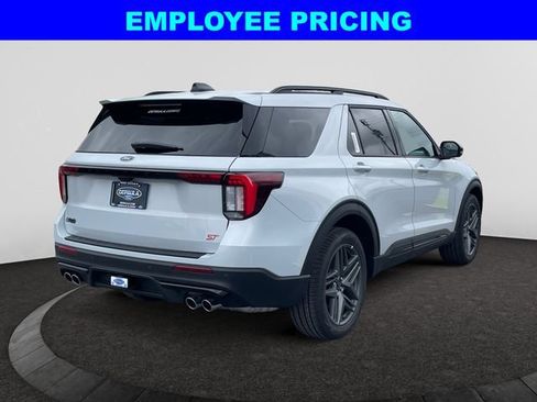 New 2026 Ford Explorer ST AWD/4WD image 6