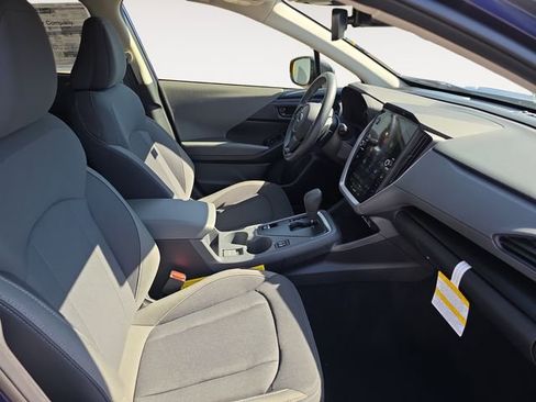 Used 2025 Subaru Crosstrek 2.0i Premium image 15