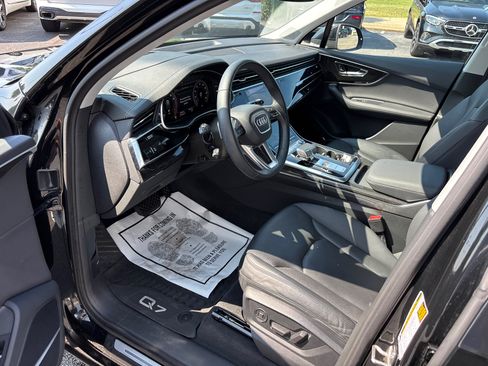 Used 2023 Audi Q7 3.0T Prestige AWD/4WD image 23