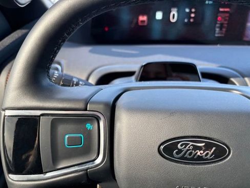 New 2026 Ford Expedition Tremor image 25