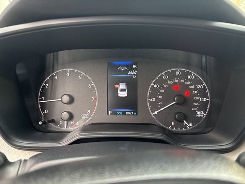 Used 2025 Toyota Corolla LE image 21