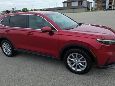 Used 2024 Honda CR-V EX image 3