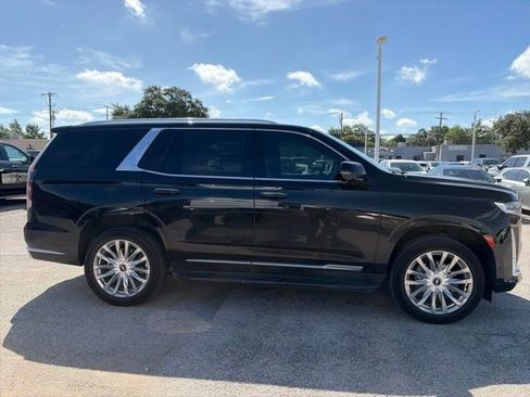 Used 2022 Cadillac Escalade Premium Luxury RWD image 5