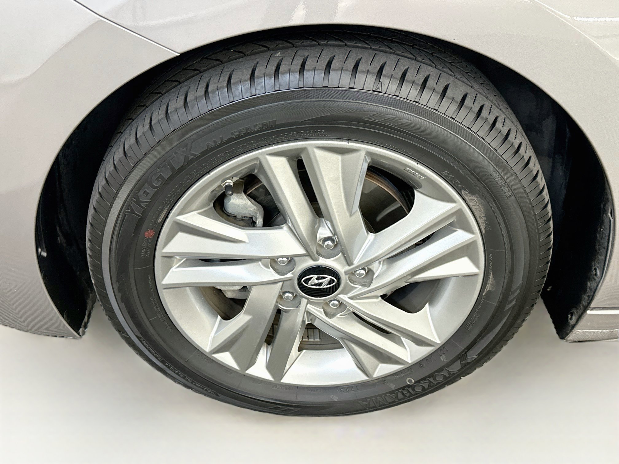 Used 2020 Hyundai Elantra Value Edition FWD image 11