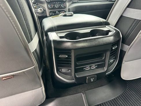 Used 2022 RAM 1500 Big Horn AWD/4WD image 23