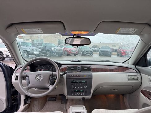 Used 2009 Buick LaCrosse CX image 17