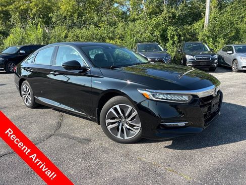 Used 2019 Honda Accord Touring image 1