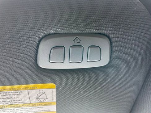 Used 2025 Ford F150 Lariat w/ Equipment Group 502A High image 61