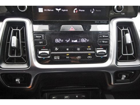 Used 2021 Kia Sorento EX image 27