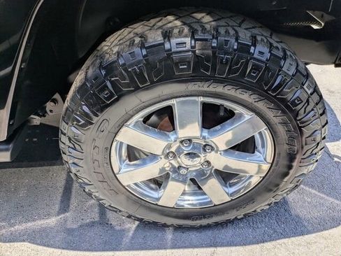 Used 2015 Jeep Wrangler Unlimited Sahara w/ Connectivity Group image 18