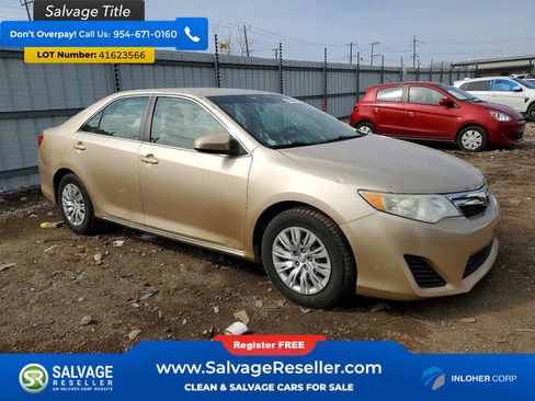 Used 2012 Toyota Camry LE image 5