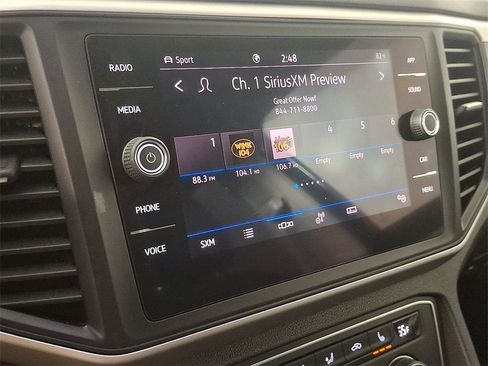 Used 2021 Volkswagen Atlas SE image 3