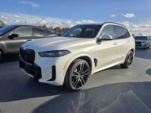 New 2026 BMW X5 xDrive40i w/ M Sport Package image 6