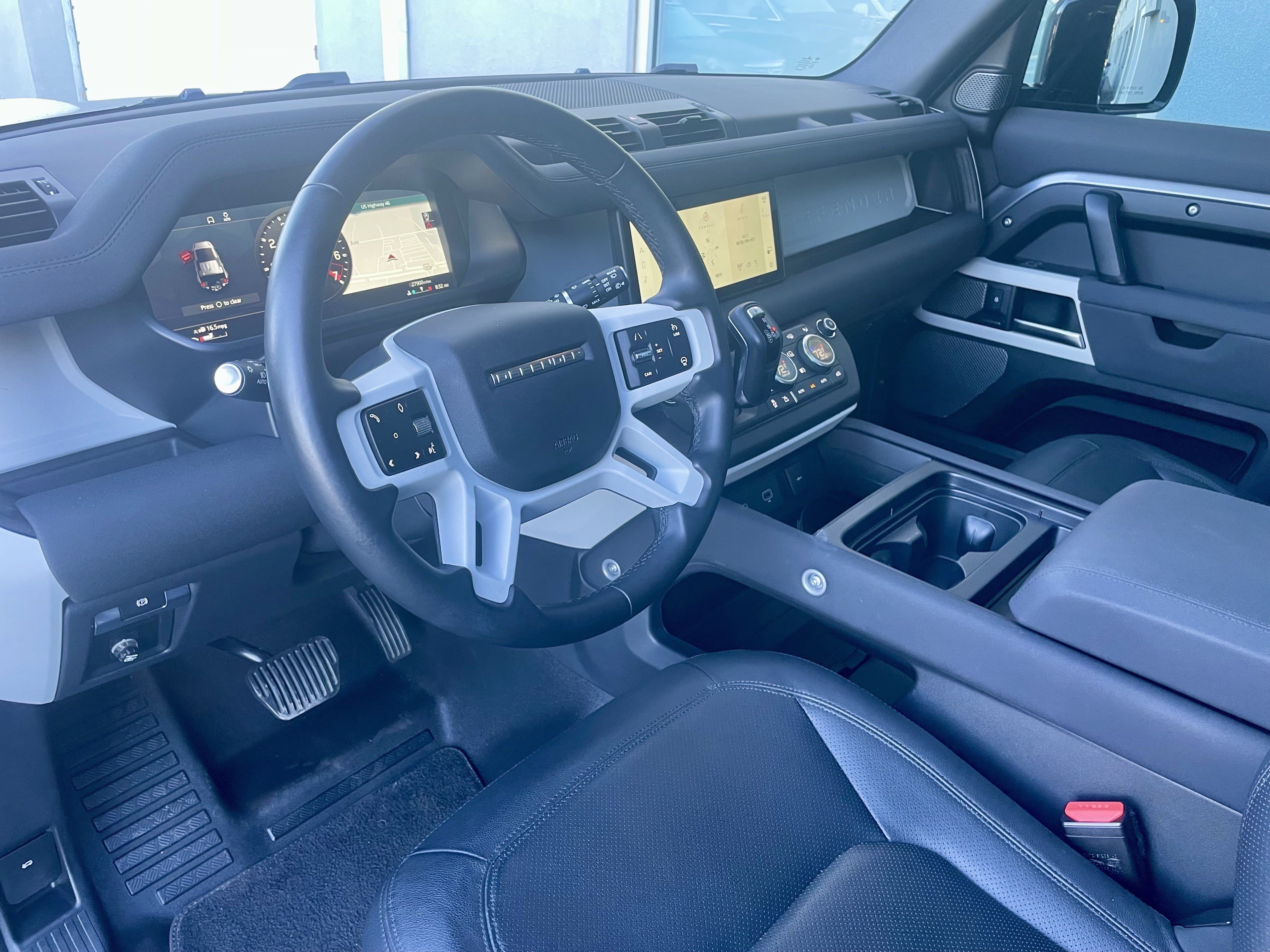 Used 2023 Land Rover Defender 110 S AWD/4WD image 13