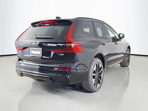 New 2026 Volvo XC60 T8 Plus w/ Protection Package Premier AWD/4WD image 7