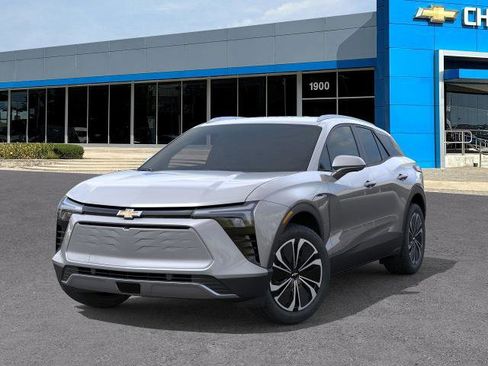 New 2026 Chevrolet Blazer EV LT image 6